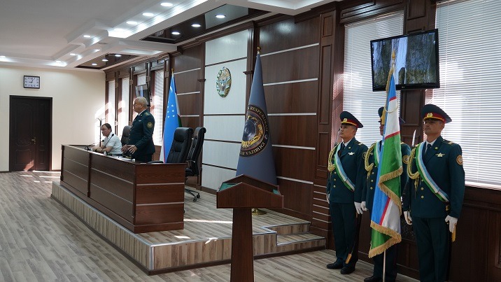 Президент отбыл в Навоийскую область