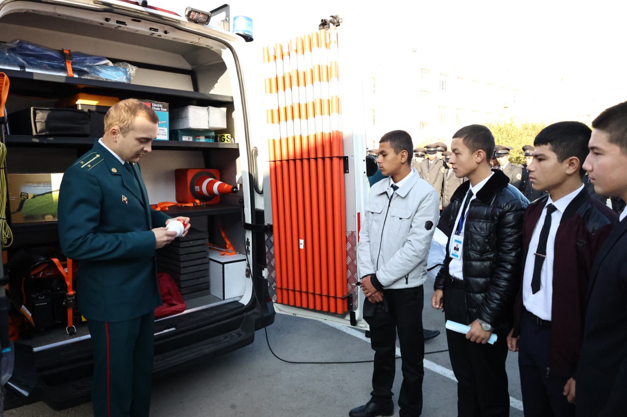 Navoiyda ekspert-kriminalistika markazi xodimlari tomonidan ilmiy-amaliy koʻrgazma tashkil…