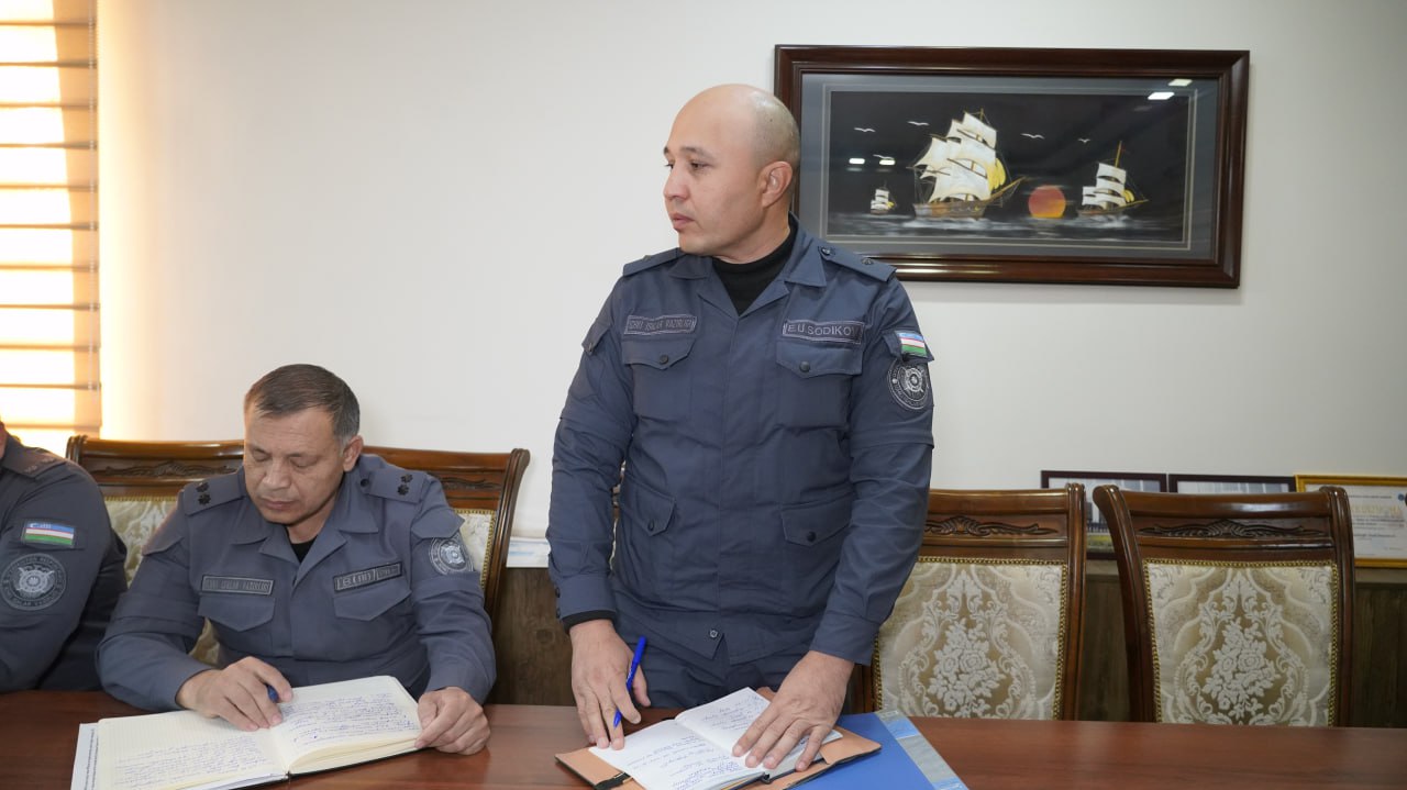 Навоий вилояти ИИБ бошлиғи томонидан волейбол спорт турини ривожлантириш бўйича масъул ход…